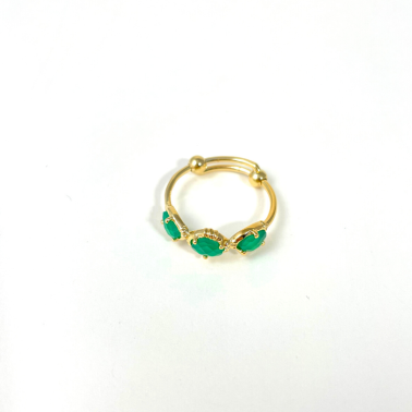 Bague dorée au fil de lo en onyx vert