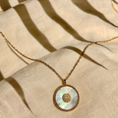 Collier doré médaille nacre - Accessoir'in
