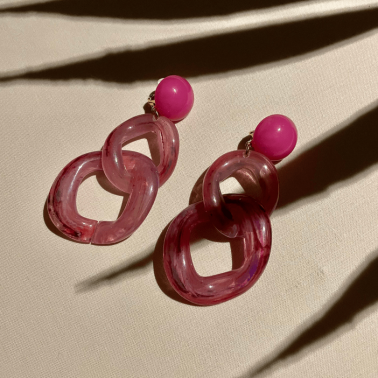 Boucles d'oreilles pendantes rose, création française rose Francine Bramli