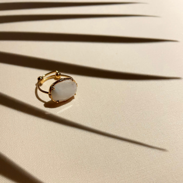 Bague pierre ovale labradorite blanche